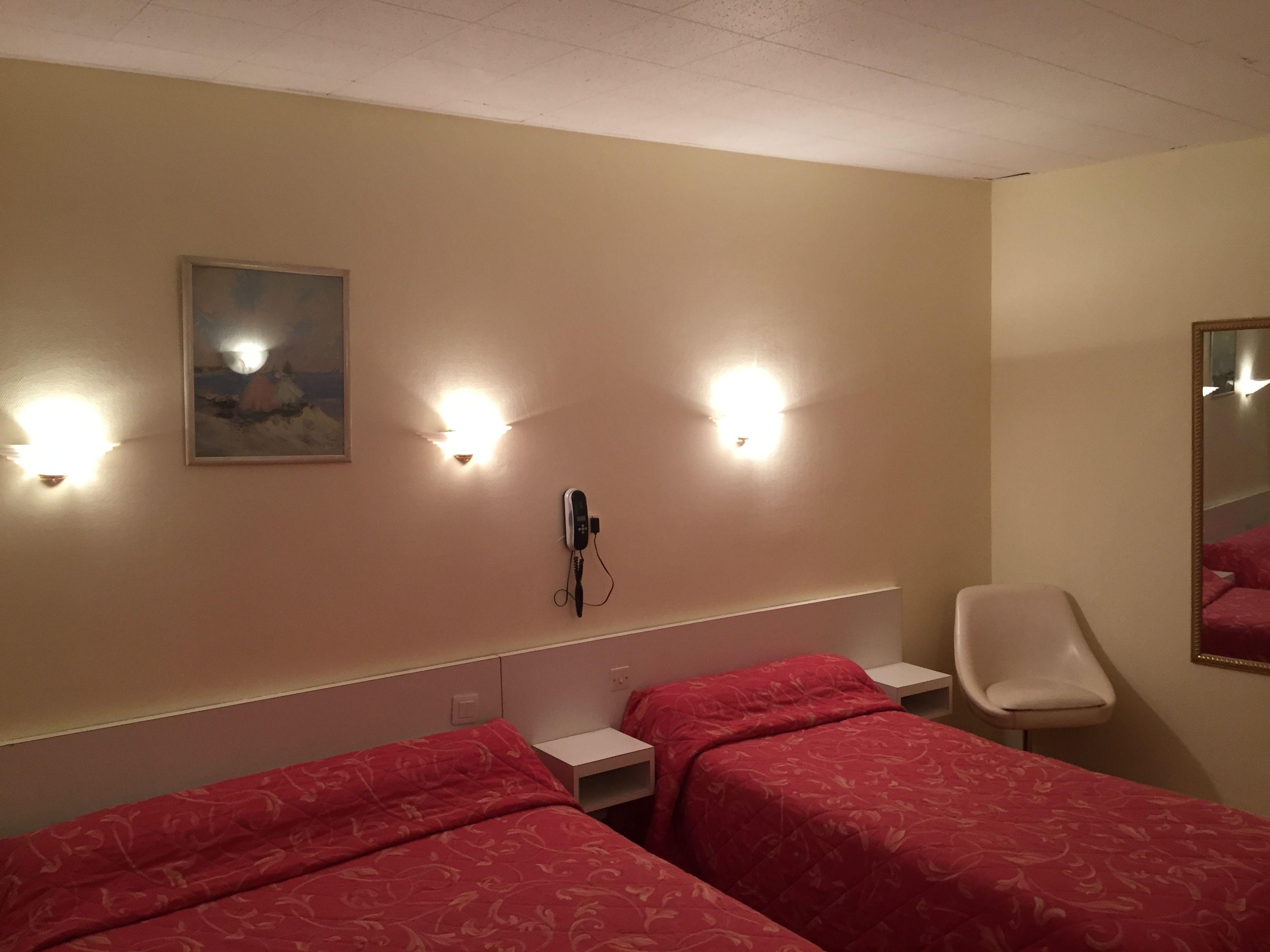 Hotel Des Pyrenees - Entre Bastille Et Nation