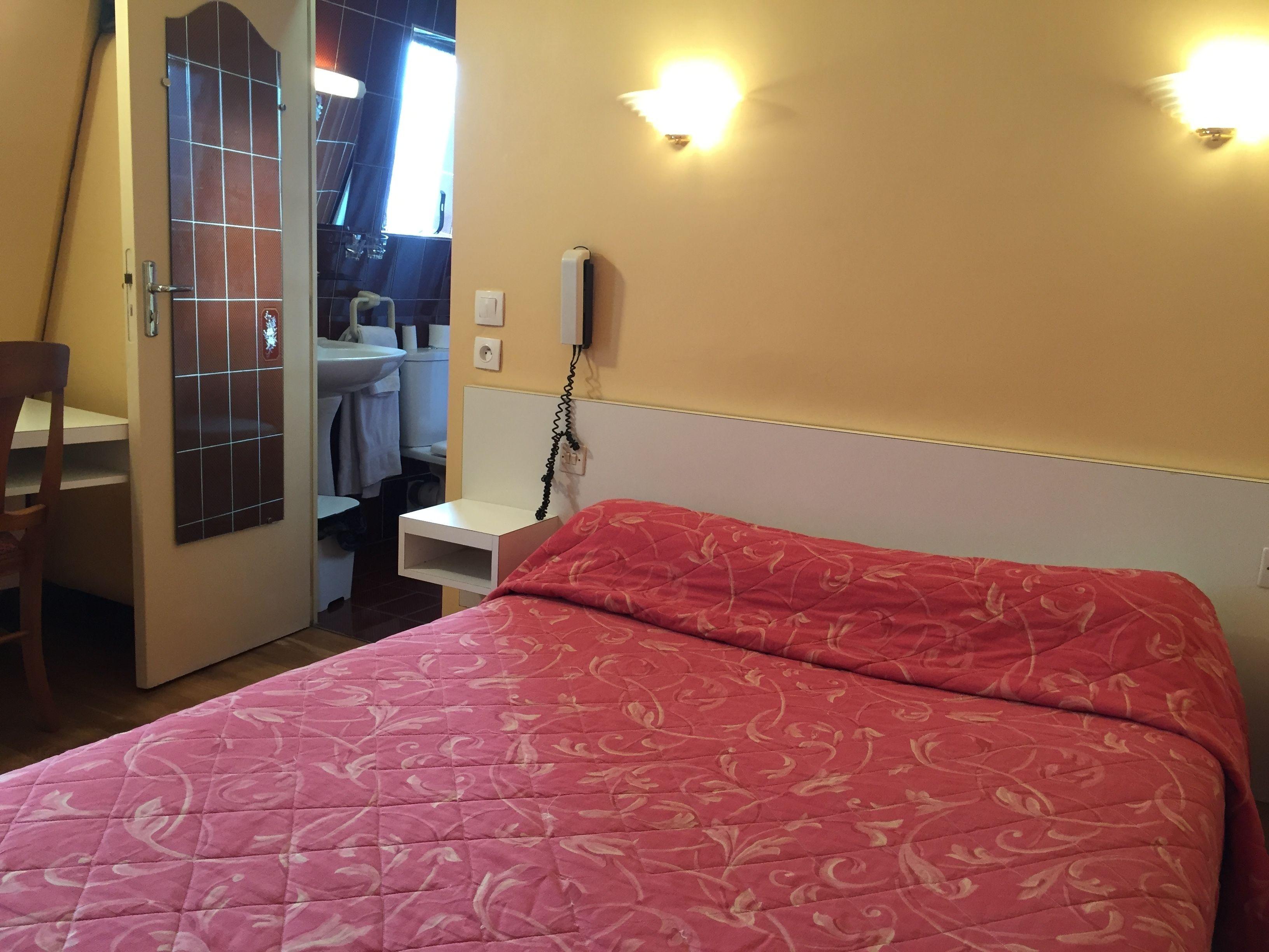 Hotel Des Pyrénées - Entre Bastille Et Nation Parigi